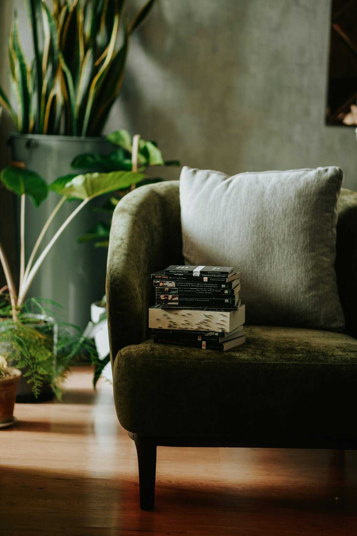 Curating vintage finds for Farmcore
