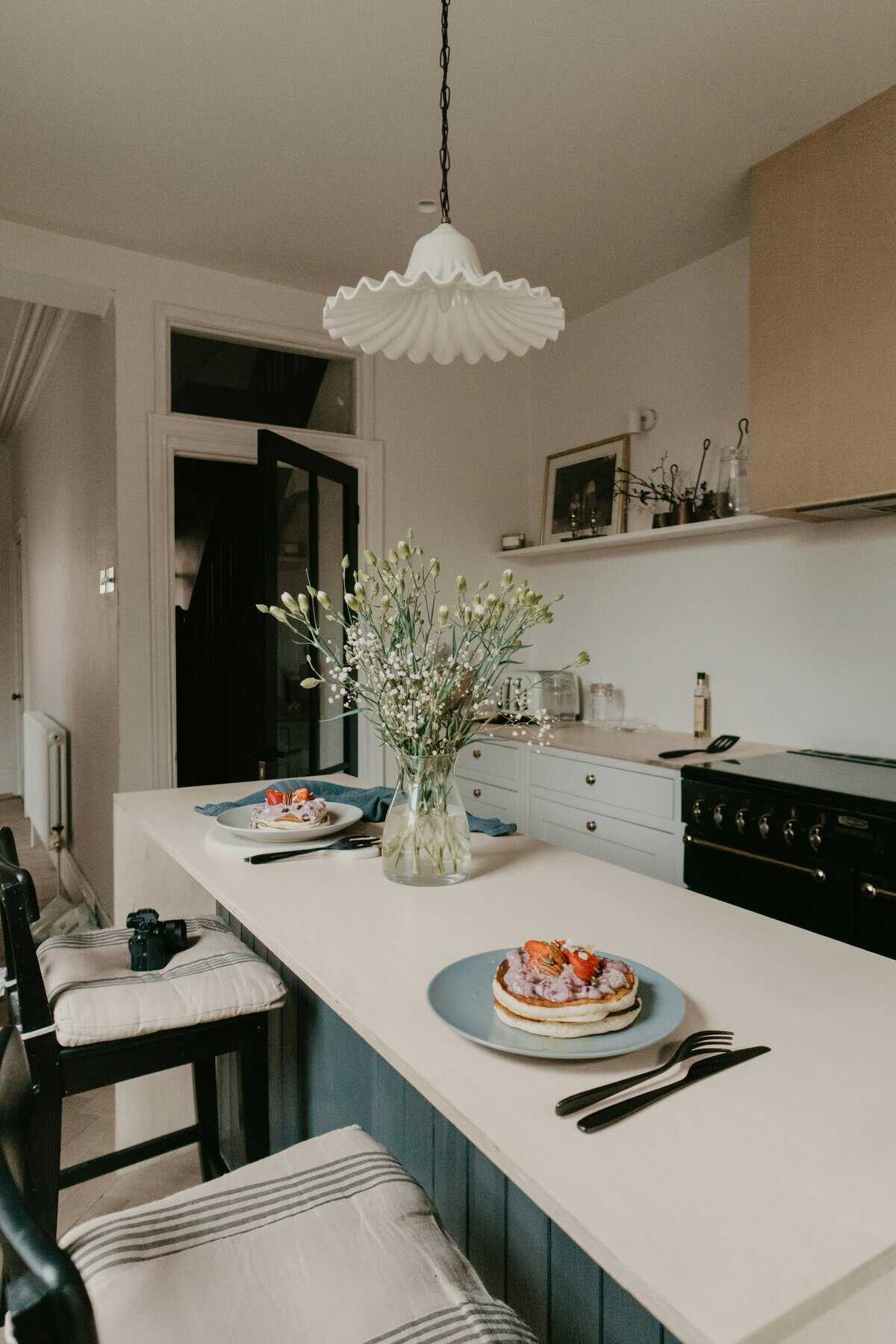 Rustic Kitchen Decor Ideas - Use Vintage or Industrial Lighting