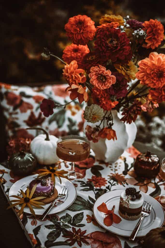 Thanksgiving Table Ideas - Layer Textures for Depth