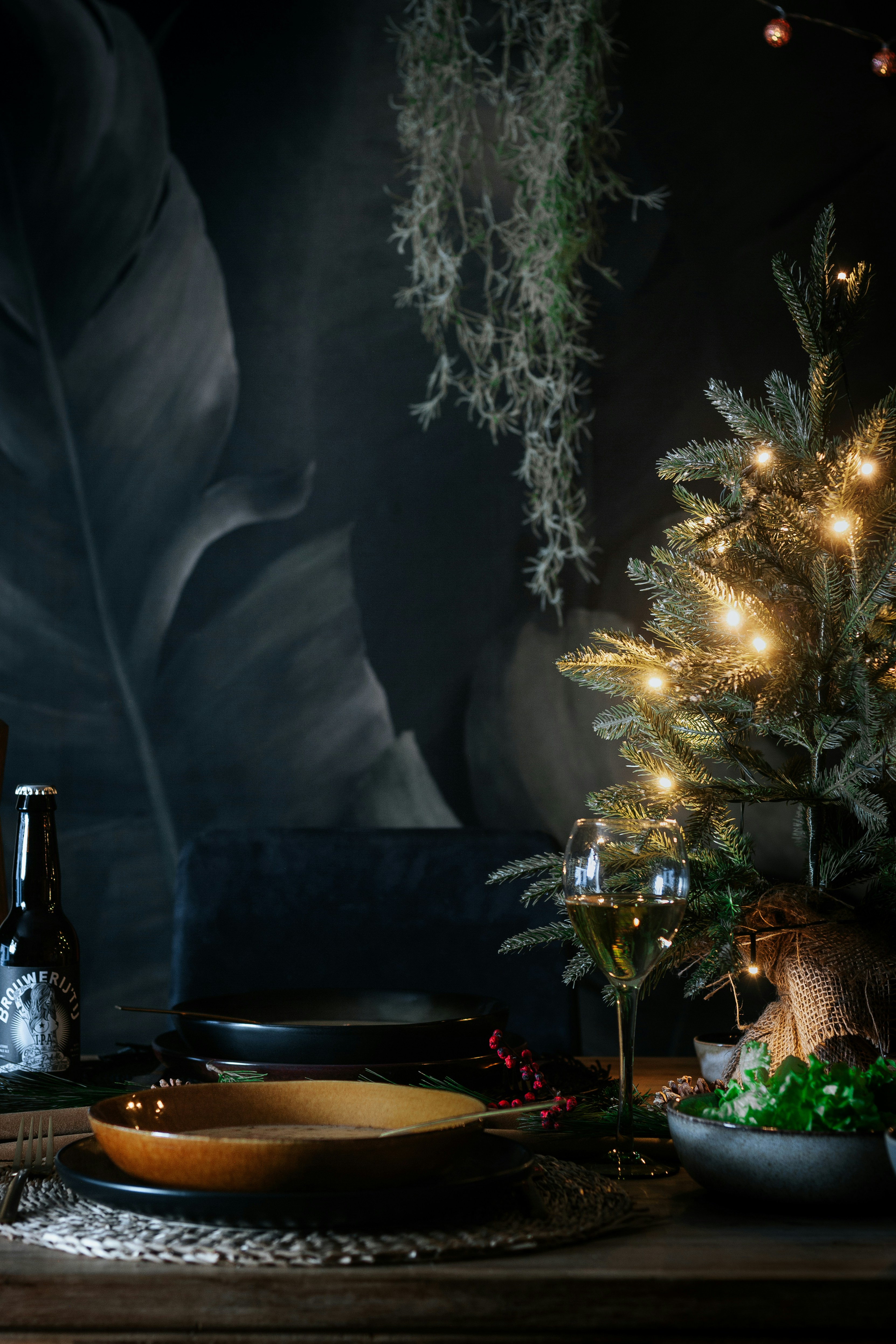 Holiday Entertaining - Dinner Decor that sets the mood